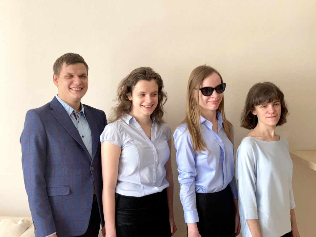 Zdjęcie przedstawiające członków Zarządu